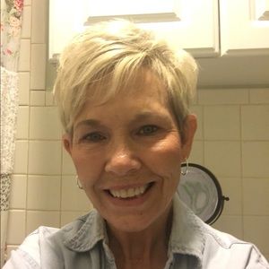 Meet your Posher, Janet